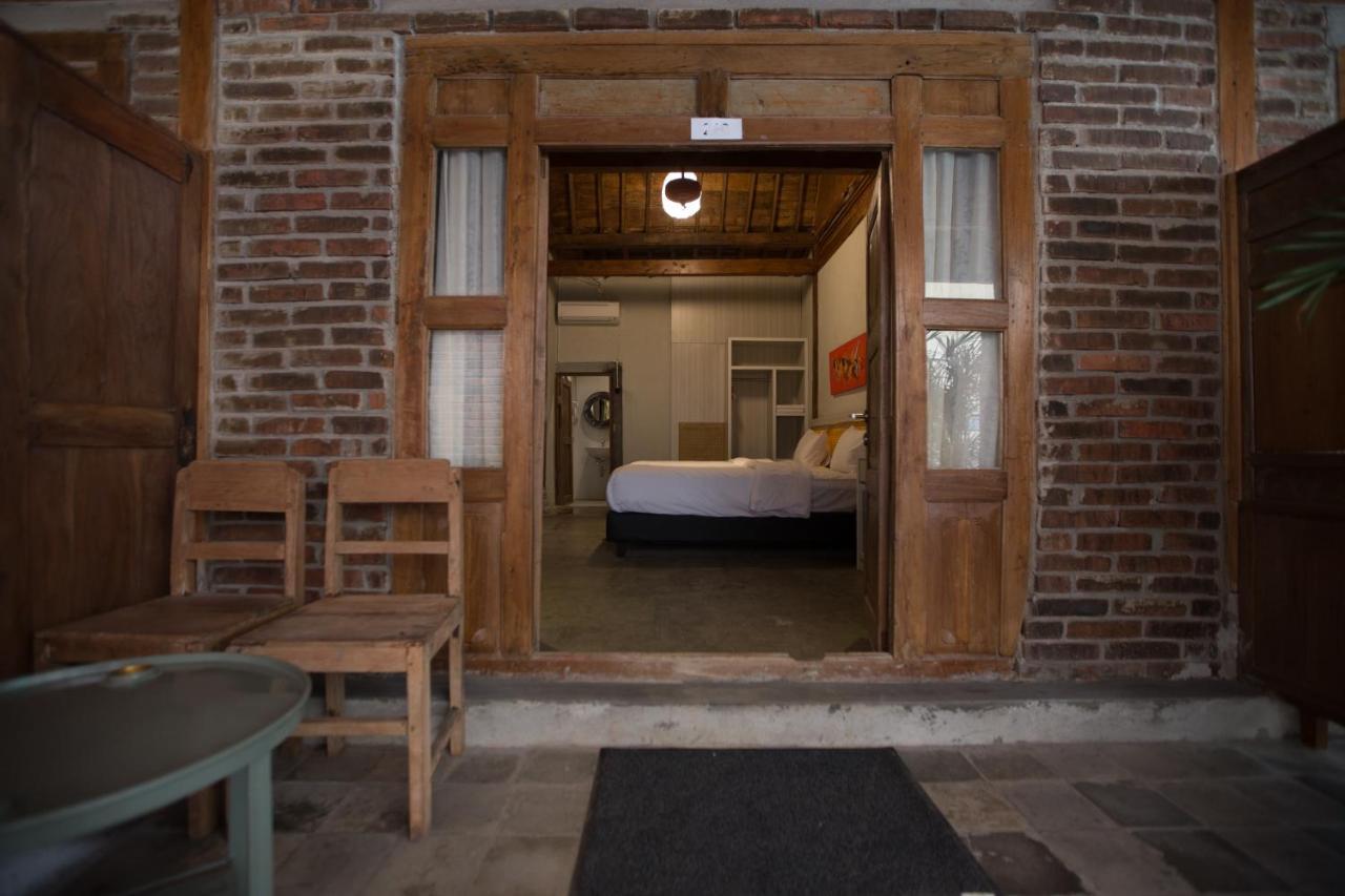 Kampung Lawasan Heritage Cottage Maguwo Екстериор снимка