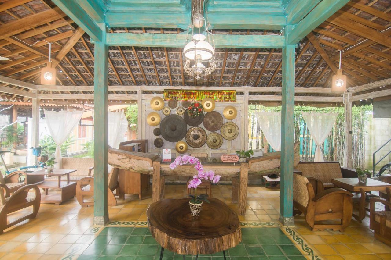 Kampung Lawasan Heritage Cottage Maguwo Екстериор снимка